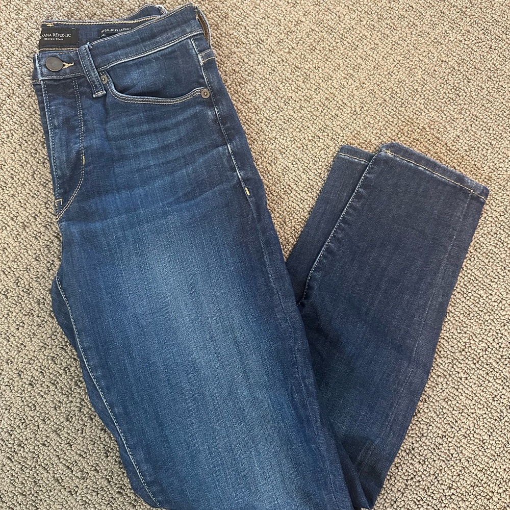 Banana Republic | Dark Blue | High Rise Skinny Jeans